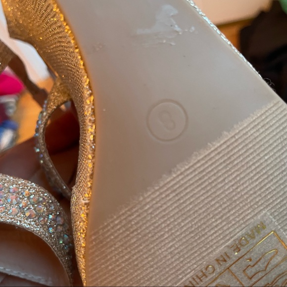 Bella Marie sparkle gold wedges new sz 8 - Picture 5 of 7